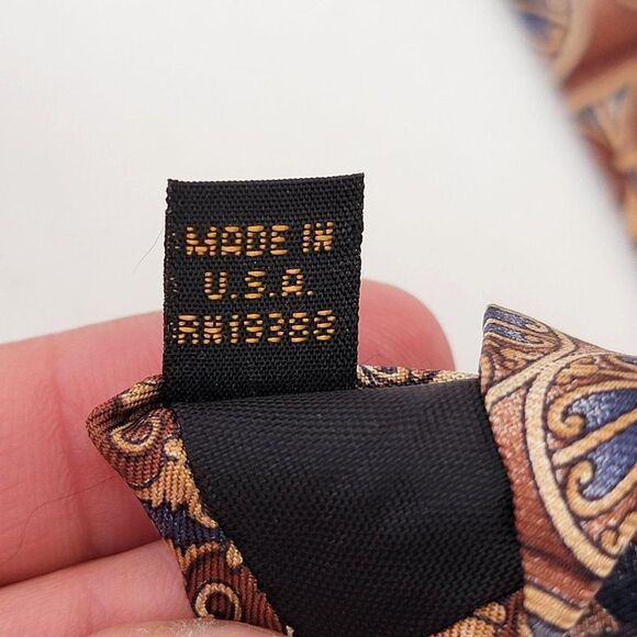 Barrington 100% Silk Art Deco Mens Necktie Brown Architecture Design - Picture 4 of 4